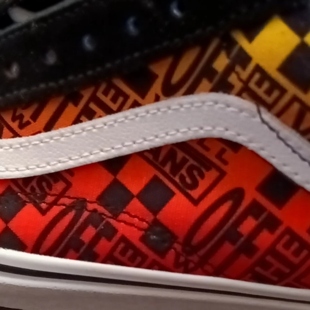 #60 Brand new Vans Logo Flame old Skool sneakers - Picture 11 of 12
